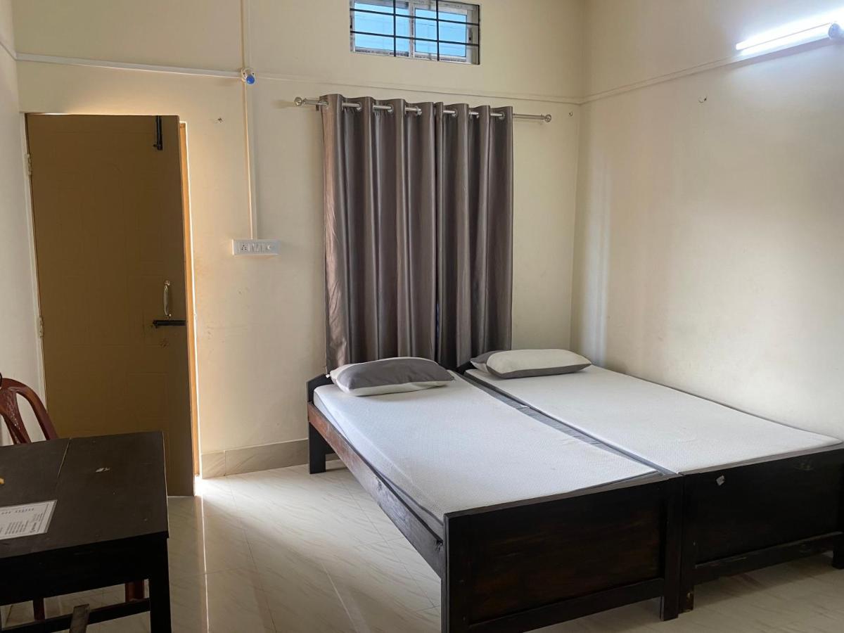 غاواهاتي Atithya Lodge المظهر الخارجي الصورة